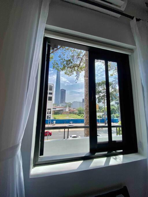 Căn hộ Daniel's In Saigon Center With Hot Tub And View *